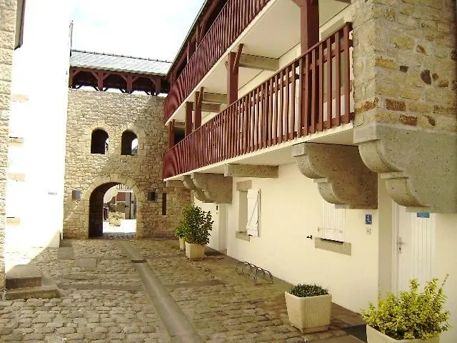 Kerrian Apartment Arzon